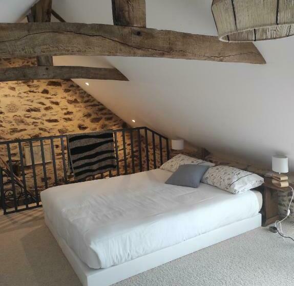 غرفة عائلية, La Ville Es Riez Chambre D Hôtes