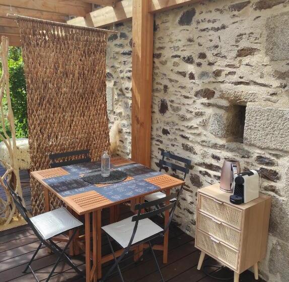 غرفة عائلية, La Ville Es Riez Chambre D Hôtes