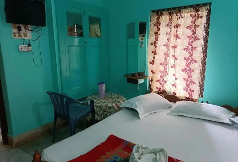 エコノミールーム, Radha Krishna Holiday Home