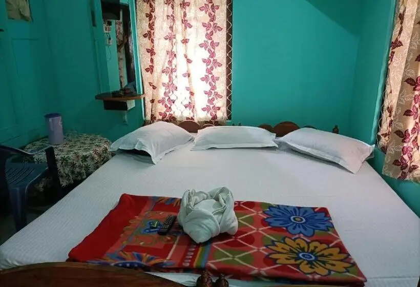 エコノミールーム, Radha Krishna Holiday Home