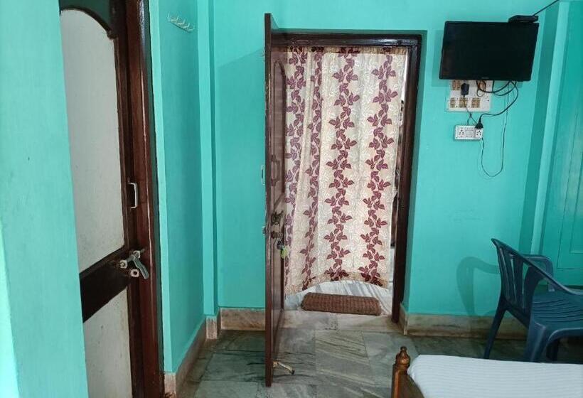 Номер Deluxe, Radha Krishna Holiday Home