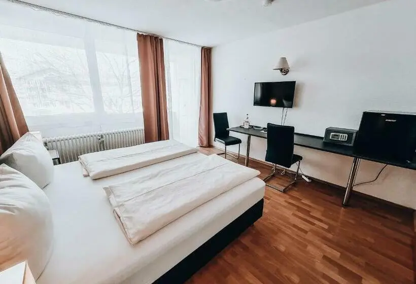 Camera Standard, Zentral
