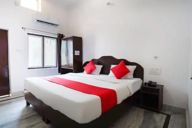 バルコニー付きデラックスルーム, Karma Hostel