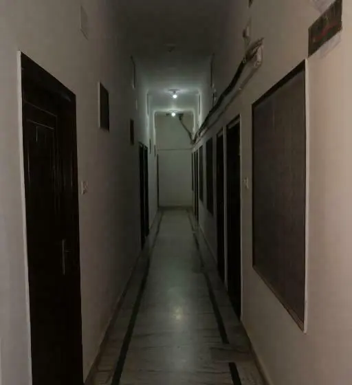 バルコニー付きデラックスルーム, Karma Hostel