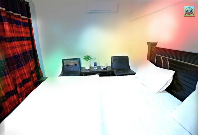 سوییت خانوادگی, Royal Inn Guest House