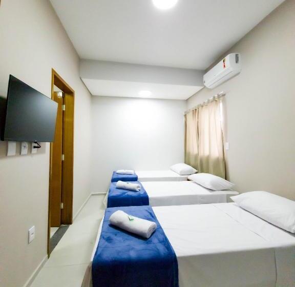 غرفة قياسية ثلاثية, Consagrado