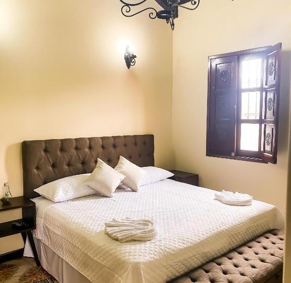 Люкс, Real Marquez