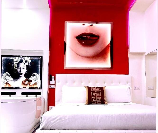 バスタブ付きスタンダードルーム, Bed Cinecittadue