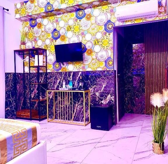 デラックストリプルルーム, Bed Cinecittadue