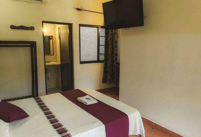 Номер Стандарт, Hacienda La Alborada