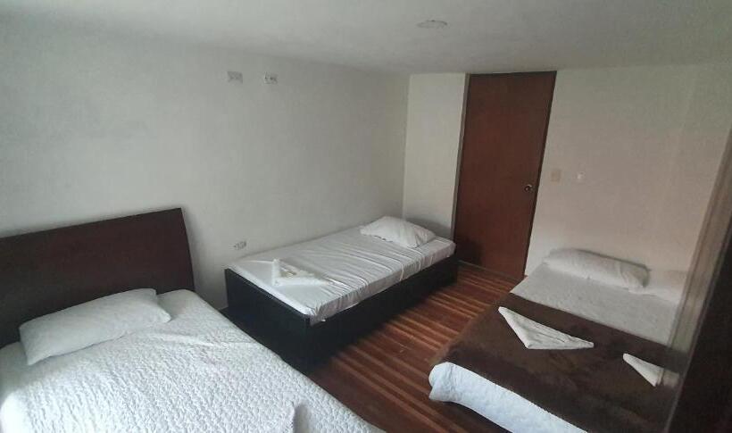 غرفة قياسية ثلاثية, & Restaurante Campestre La Siria