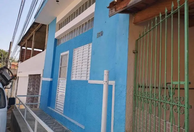 スタンダードトリプルルーム, Casa De Hospedagem