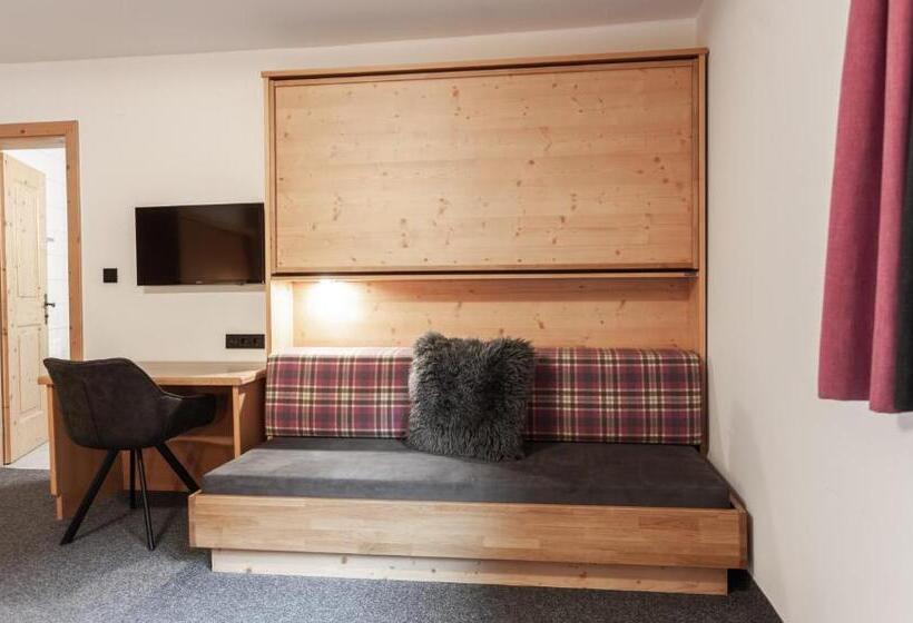 4인용 스탠다드 룸, First Mountain Hotel ötztal