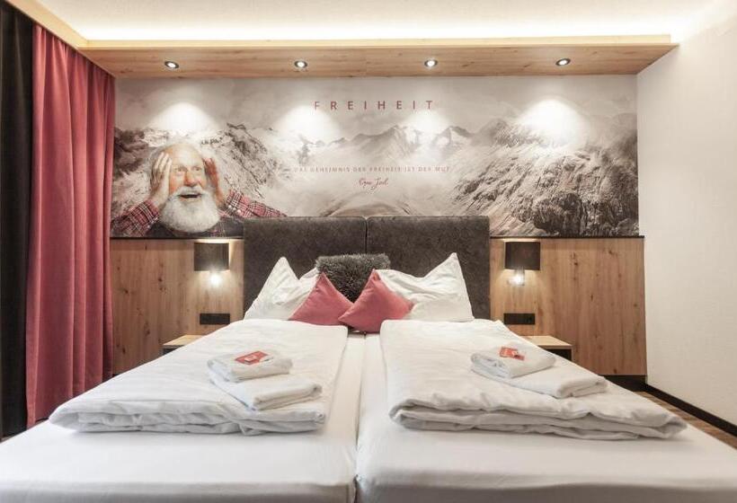 Comfort room with balcony, First Mountain Hotel ötztal