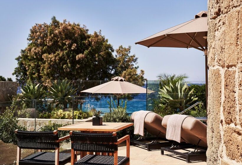 스위트, Bellevue On The Beach Suites