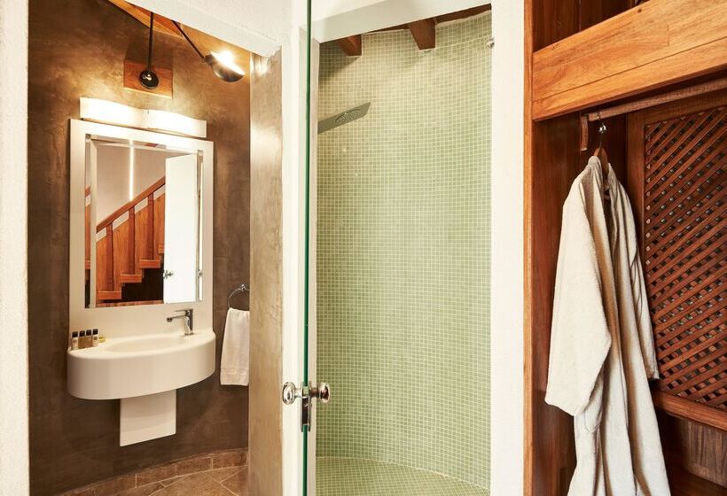 스위트, Bellevue On The Beach Suites
