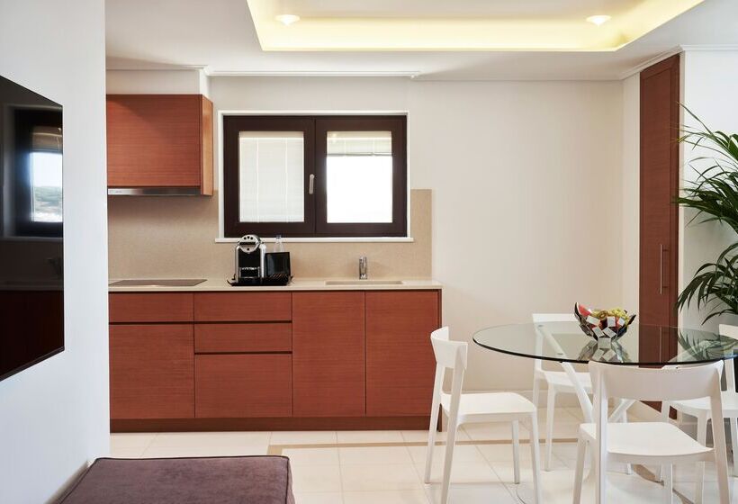 סוויטה, Bellevue On The Beach Suites