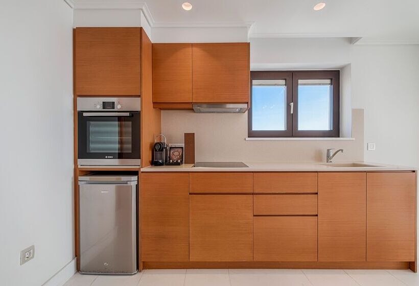 סוויטת 2 חדרי שינה, Bellevue On The Beach Suites