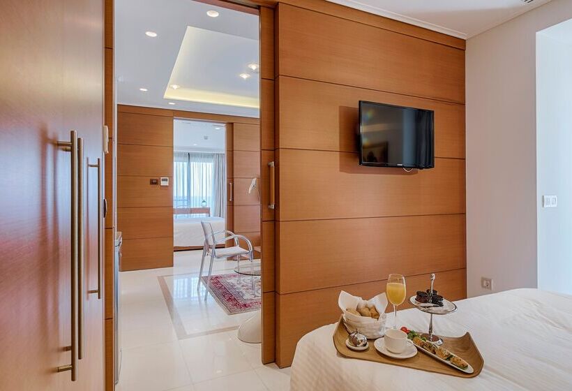 סוויטת 2 חדרי שינה, Bellevue On The Beach Suites