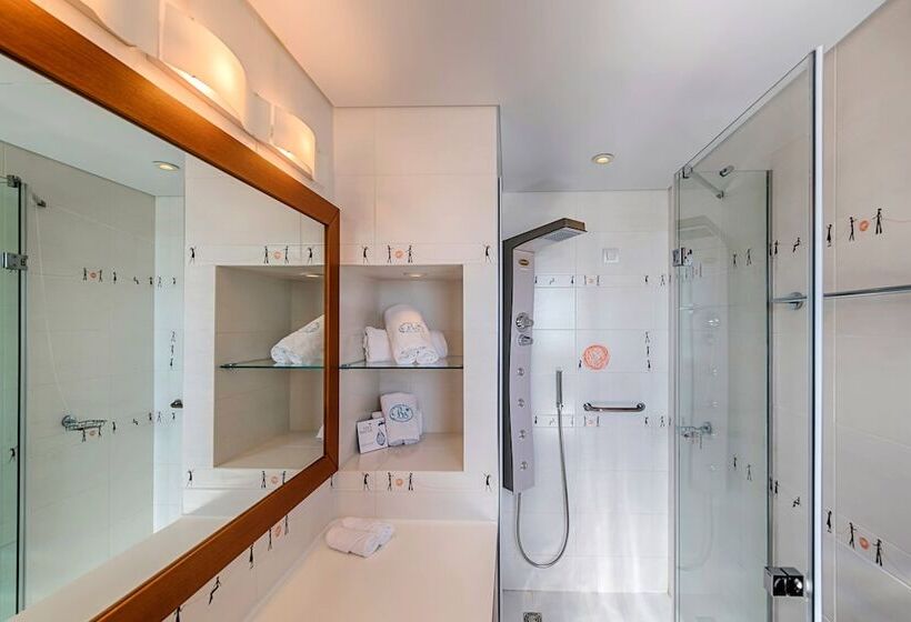 סוויטת 2 חדרי שינה, Bellevue On The Beach Suites