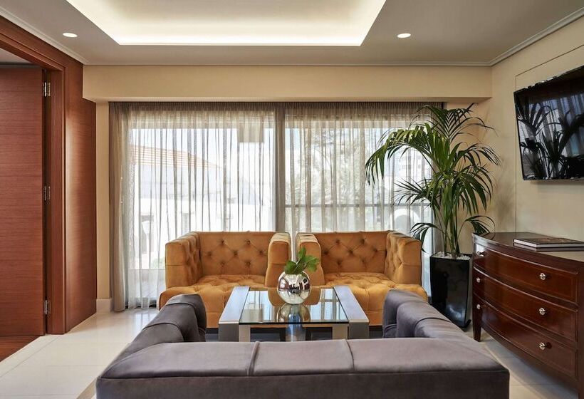 סוויטת ג'וניור, Bellevue On The Beach Suites