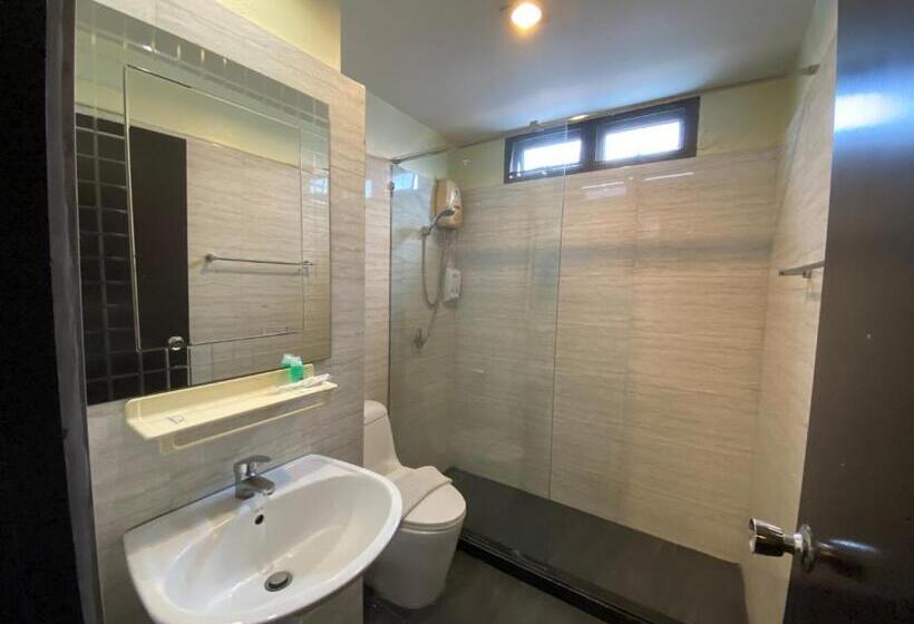 سوییت سوپریور, Boss Mansion