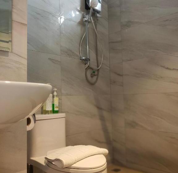 اتاق سوپریور, Boss Mansion