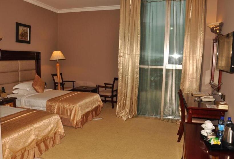 اتاق استاندارد, Friendship International