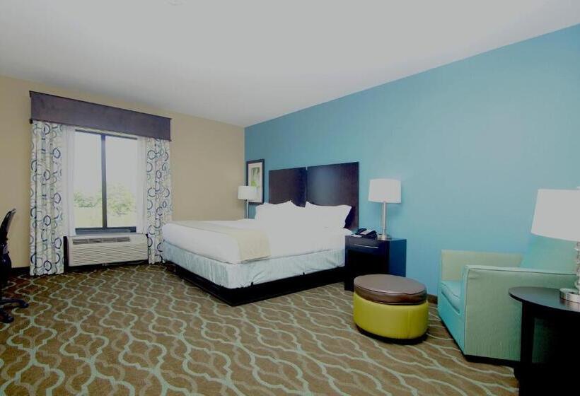 חדר סטנדרט עם מיטת קינג, Holiday Inn Express Hotels & Suites Cuero, An Ihg