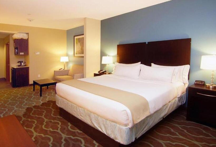 キングサイズベッドのスイートルーム, Holiday Inn Express Hotels & Suites Cuero, An Ihg
