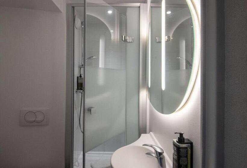 اتاق استاندارد سه نفره, Ibis Budget Nice Aeroport