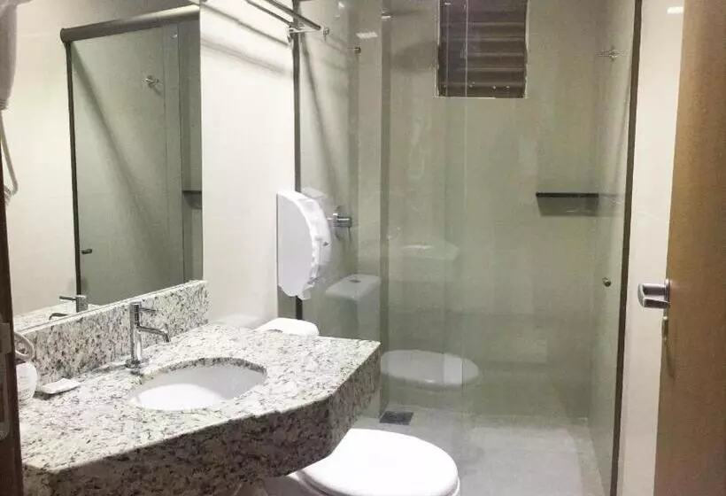 اتاق استاندارد سه نفره, Master Gold Hotel Express