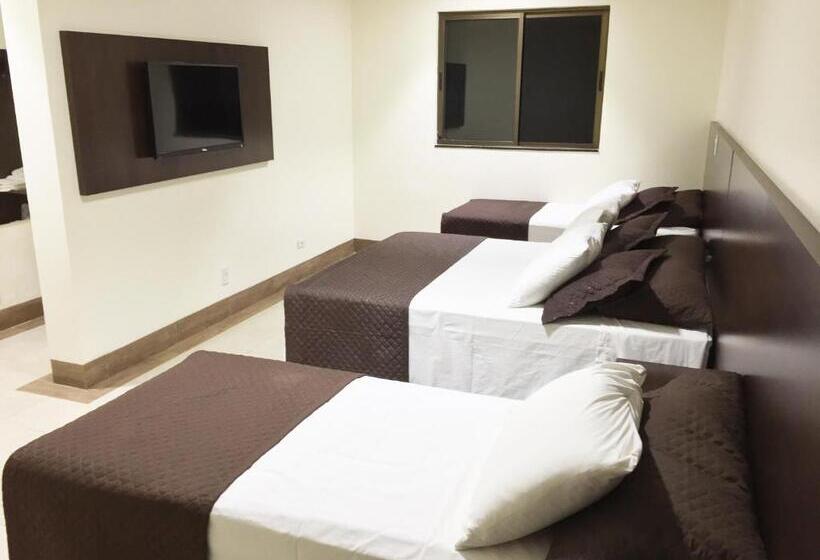 4인용 스탠다드 룸, Master Gold Hotel Express