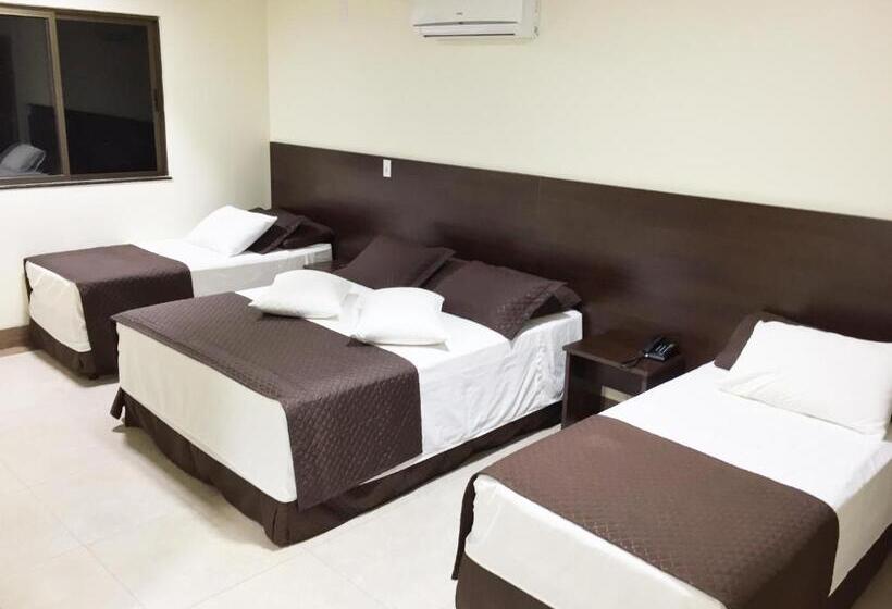 חדר סטנדרט לארבעה, Master Gold Hotel Express