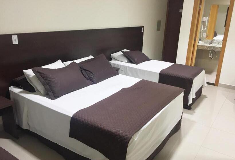 חדר משפחתי, Master Gold Hotel Express