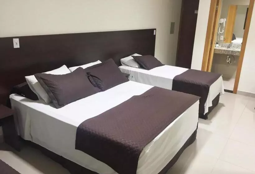 اتاق خانوادگی, Master Gold Hotel Express
