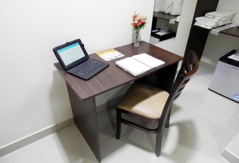 חדר אקזקיוטיב, Master Gold Hotel Express