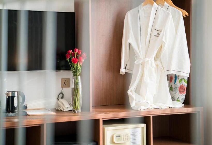 סוויטה, Orussey One Boutique