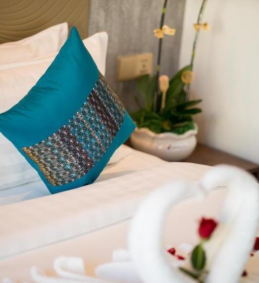 Полулюкс, Orussey One Boutique