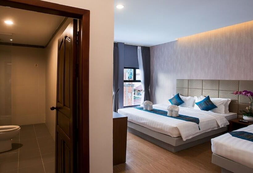 חדר משפחתי, Orussey One Boutique