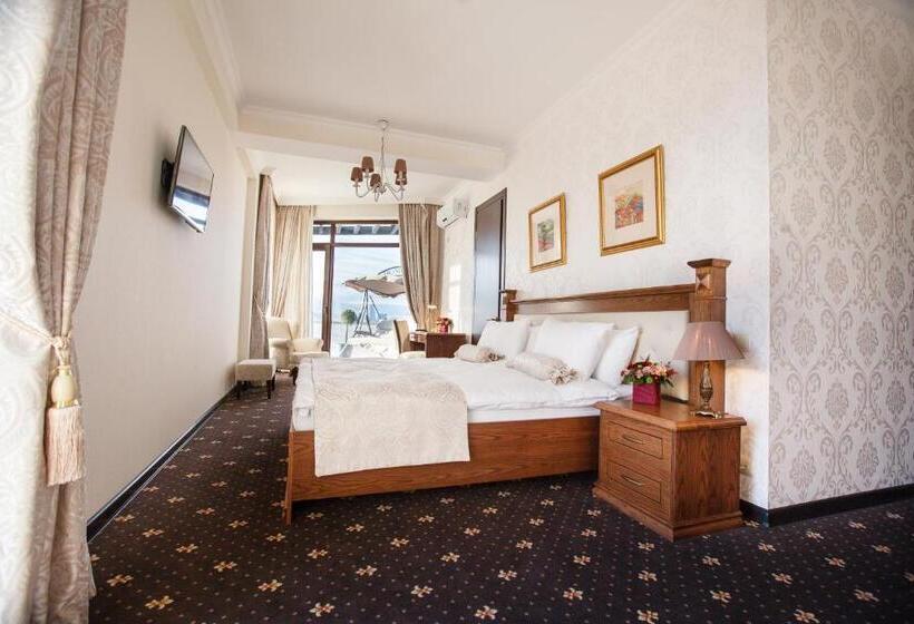 Superior Room with Terrace, Tbilisi Laerton