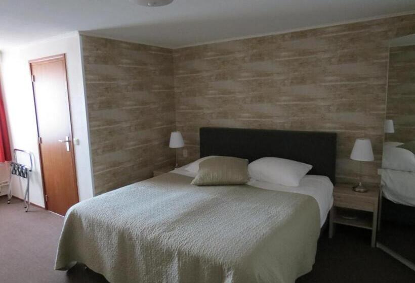 スタンダードトリプルルーム, Schilberg