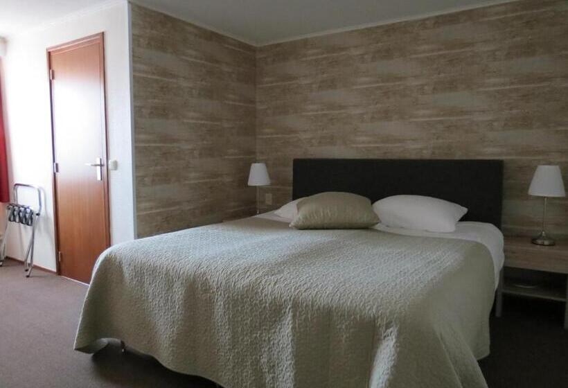 スタンダードトリプルルーム, Schilberg