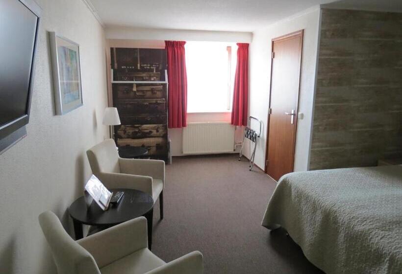 スタンダードトリプルルーム, Schilberg