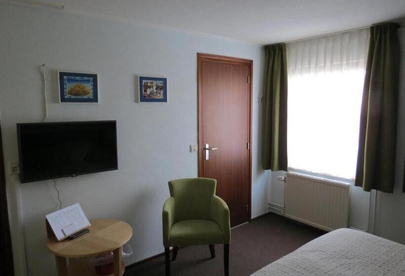 バルコニー付きデラックスルーム, Schilberg