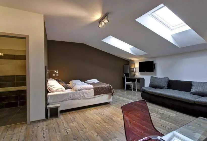 ファミリーステューディオ, U Tří Hrušek Suites & Apartments