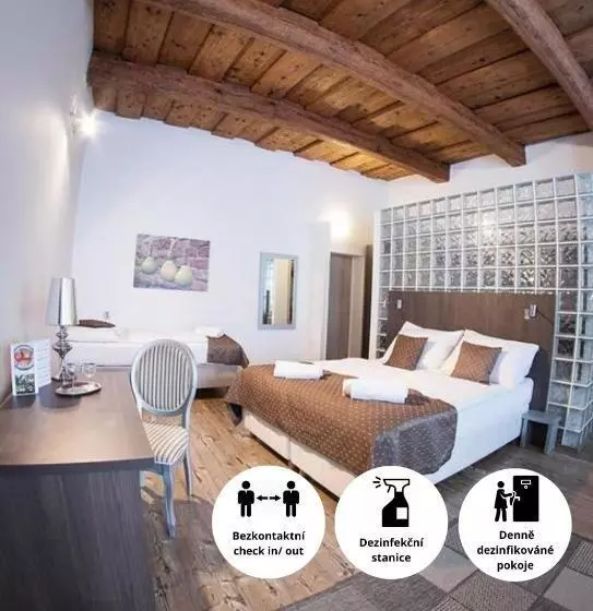 スタンダードスタジオ, U Tří Hrušek Suites & Apartments
