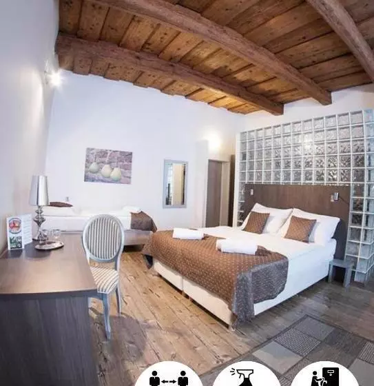 スタンダードスタジオ, U Tří Hrušek Suites & Apartments