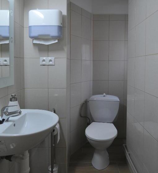 اتاق استاندارد, Wilhelm