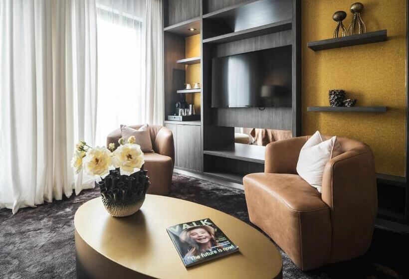 Люкс, Van Der Valk Hotel Hoorn